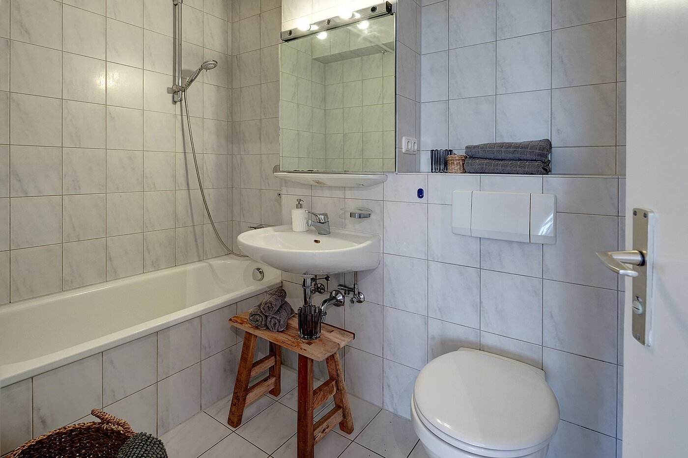Appartamento a 2 camere | München-Sendling | 1810ML5 | Bad mit Badewanne