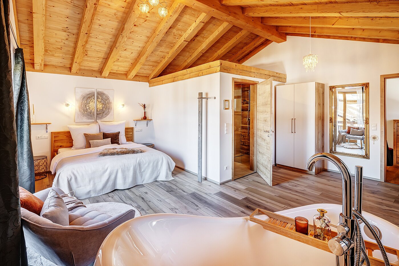 Appartamento a 6 camere | 70095 | ....mit großem Schlafbereich...