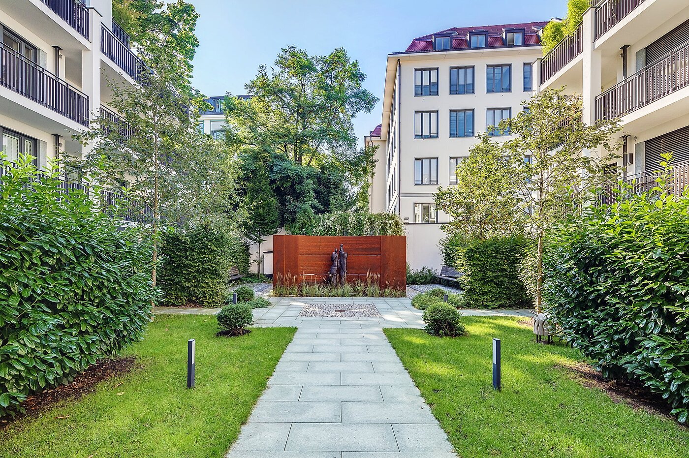 Appartamento al piano terra a 1 camera | München-Schwabing | 1908ML2 | Bronzestatue