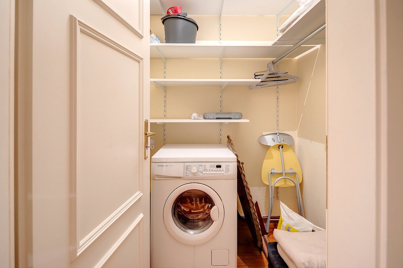 Appartamento a 1 camera | München-Ludwigsvorstadt | 2108ML5 | Kleiner Hauswirtschaftsraum