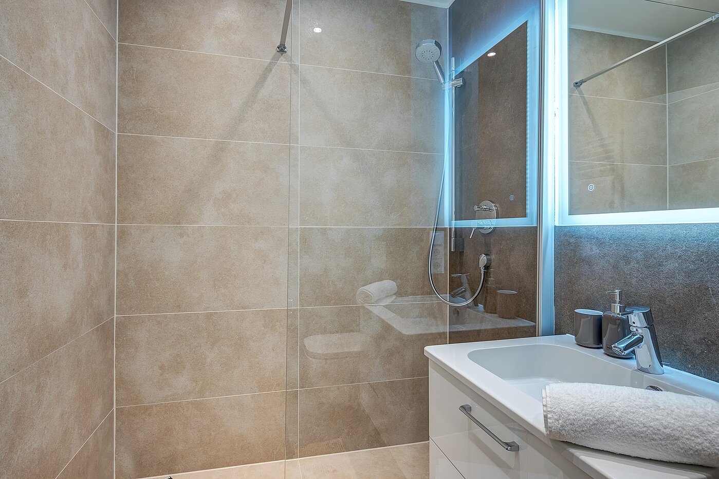 Apartment a 1 camera | München-Milbertshofen | 702251 | ...mit begehbarer Dusche