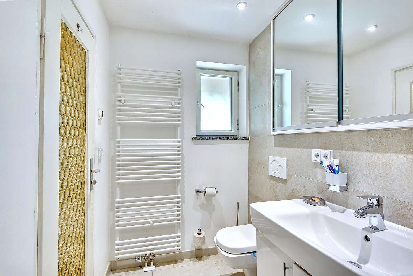 Casa indipendente a 8 camere | 70229 | ... und Handtuchheizkörper