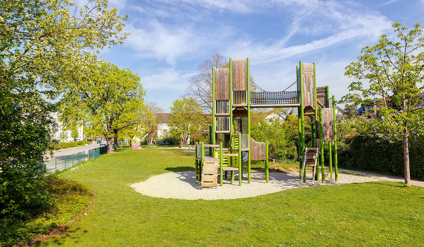 Casa bifamiliare a 6.5 camere | Unterschleißheim | 70122 | Spielplatz in der Alleestraße