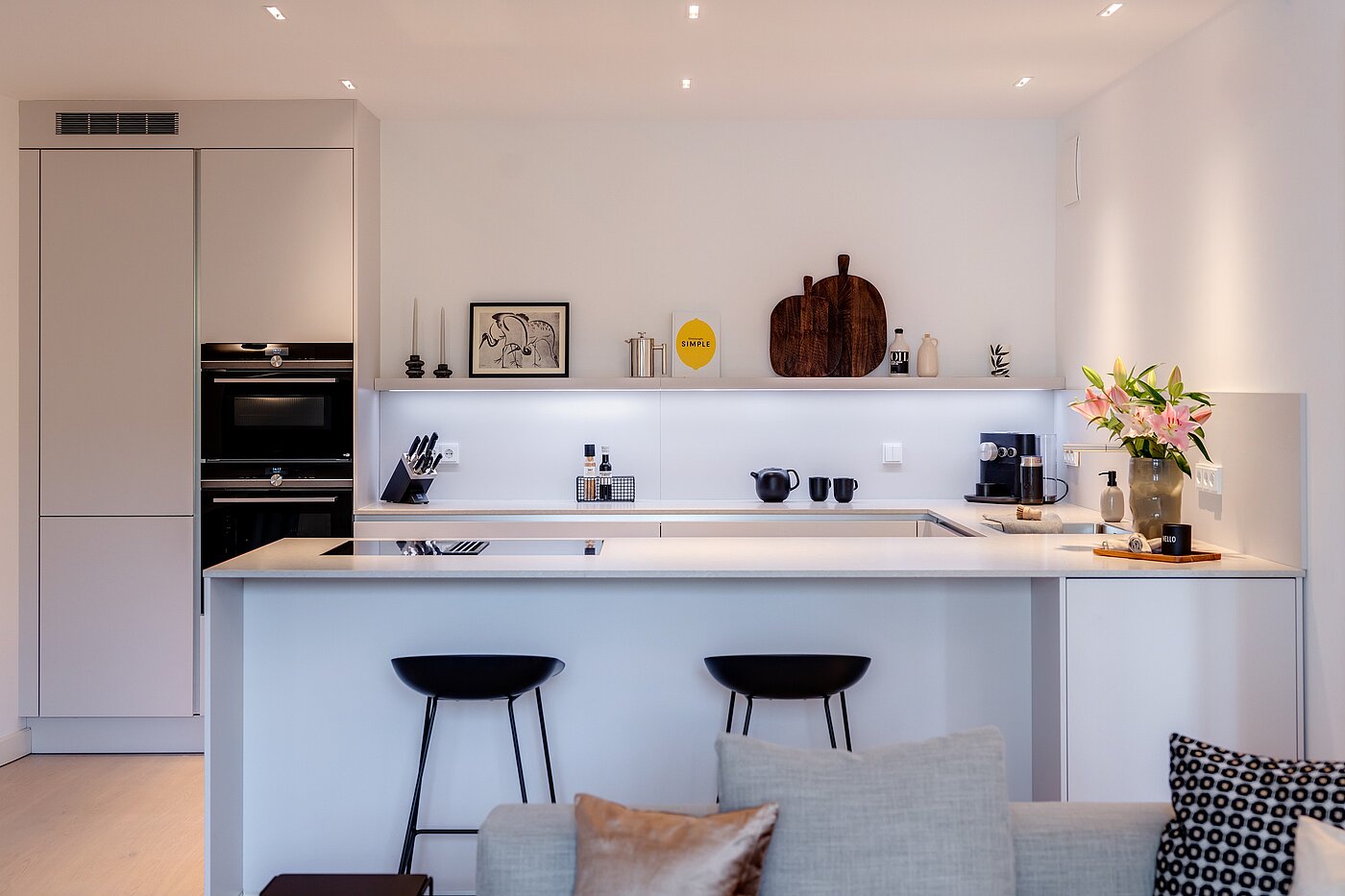 Appartamento a 3 camere | 70046 | ...mit Sitzgelegenheit