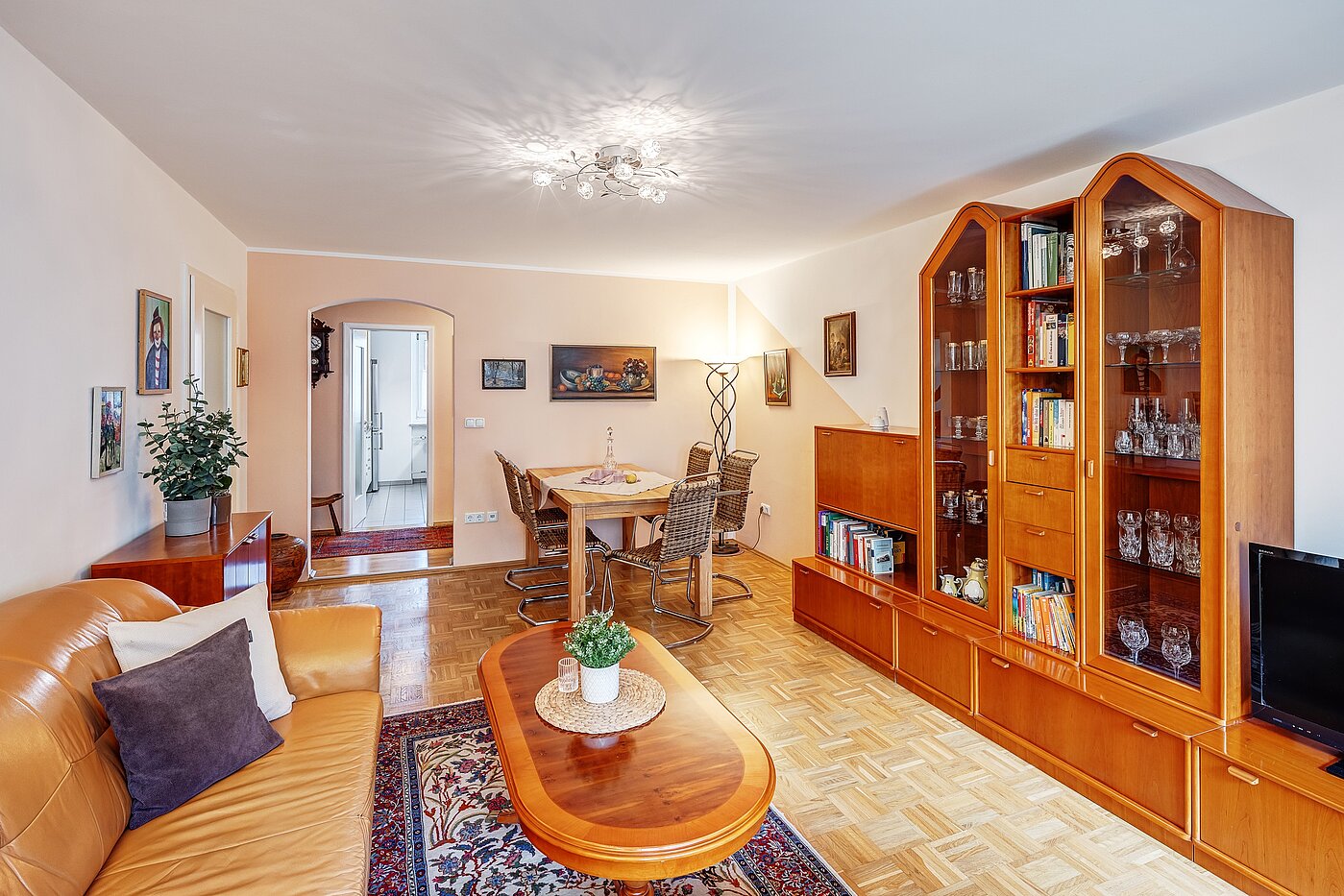 Appartamento a 3 camere | München-Bogenhausen | 2112ML3 | und Essen