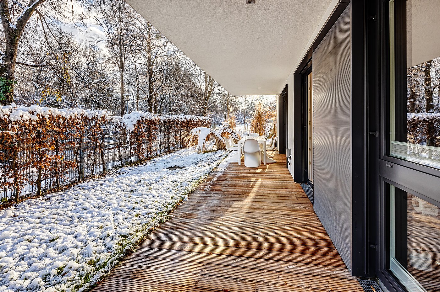 Appartamento al piano terra a 3 camere | 70309 | Umlaufende Terrasse im Winter...