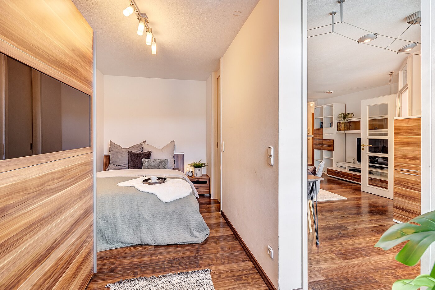 Appartamento a 2 camere | München-Schwabing | 2205ML71 | Blick ins Schlafzimmer...