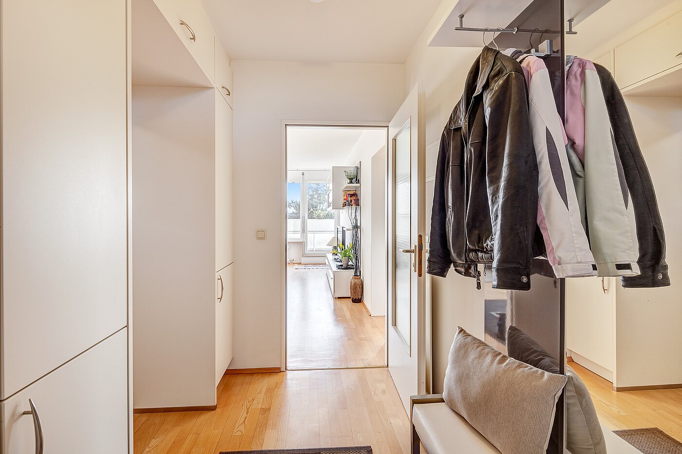 Appartamento a 3 camere | Unterschleißheim | 70003 | Eingangsbereich mit Einbauten