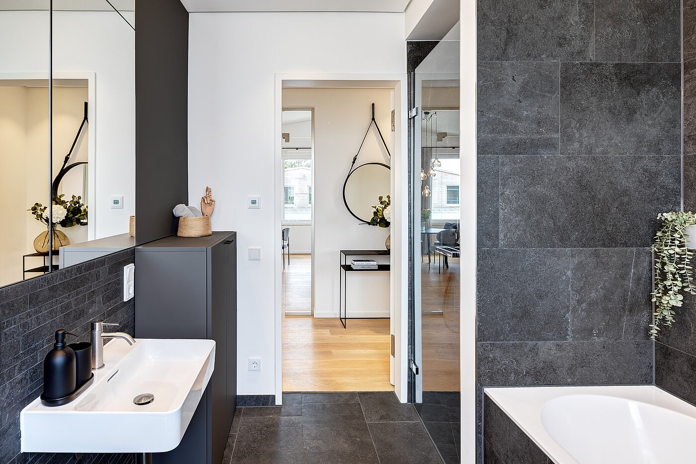 Appartamento a 2 camere | 70134 | ...und Badewanne