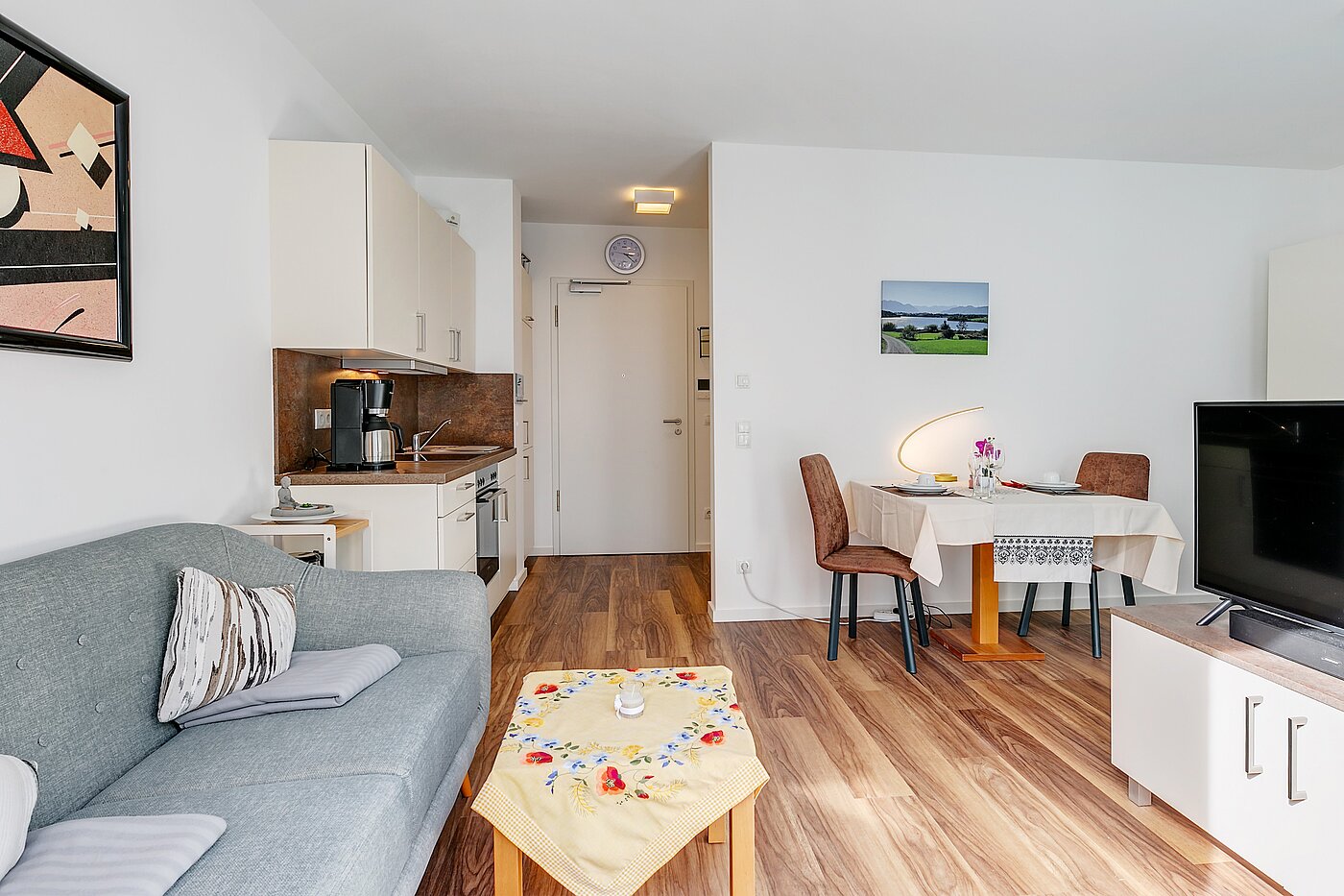 Appartamento al piano terra a 1 camera | München-Milbertshofen | 2202ML8 | Gemütliche Sitzecke...
