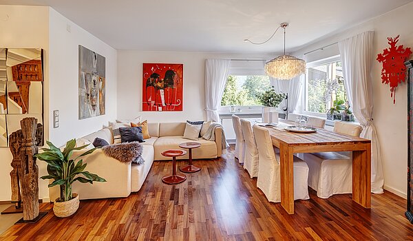 Casa a schiera d'angolo a 3 camere | Kreuth | 70037 | Heller Wohn- und Essbereich...