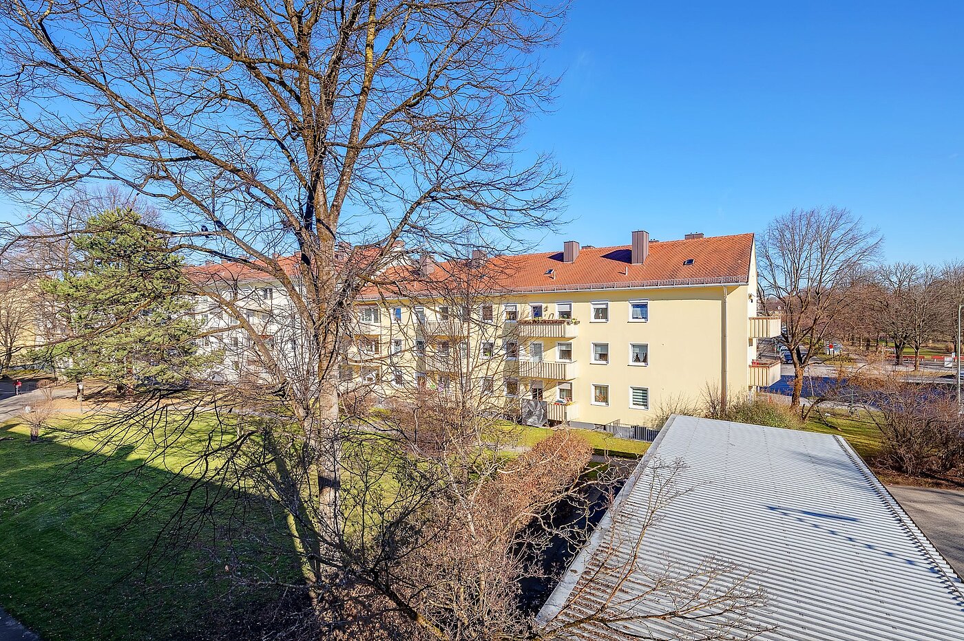 Appartamento a 4 camere | München-Berg am Laim | 2002ML3 | Blick vom Balkon