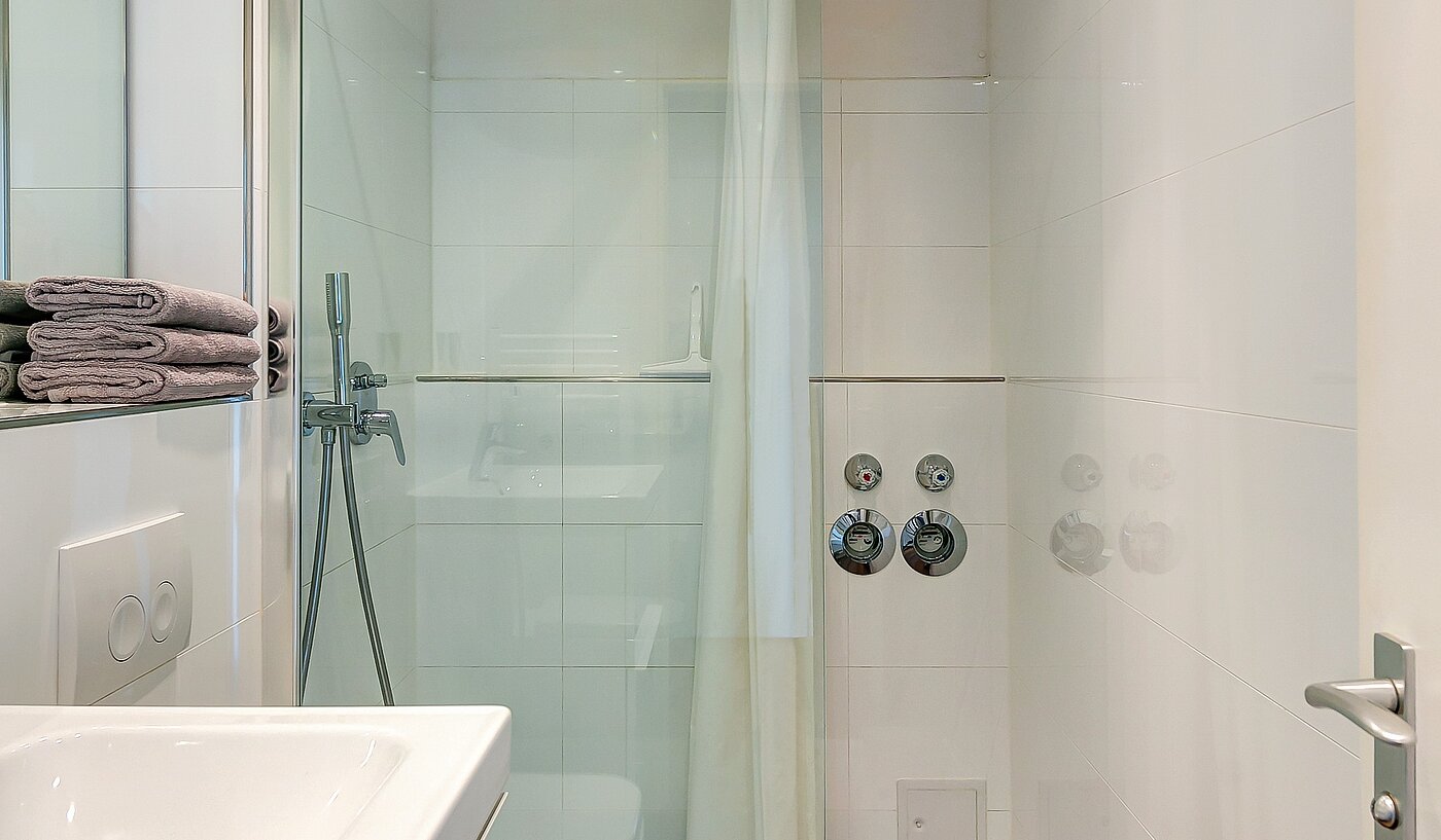 Appartamento a 1 camera | München-Forstenried | 2111ML1 | Bad mit Dusche...