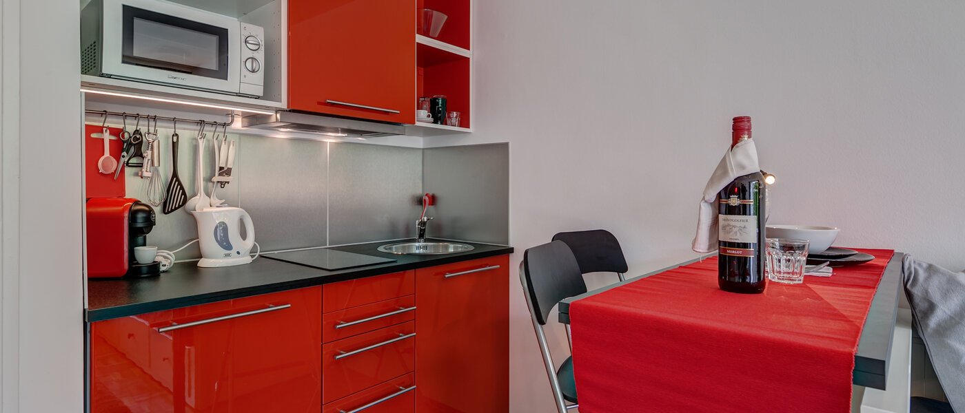 abitazione München Schwabing-Nord (zw. Leopoldstraße & Englischen Garten) 01 cucina 10010