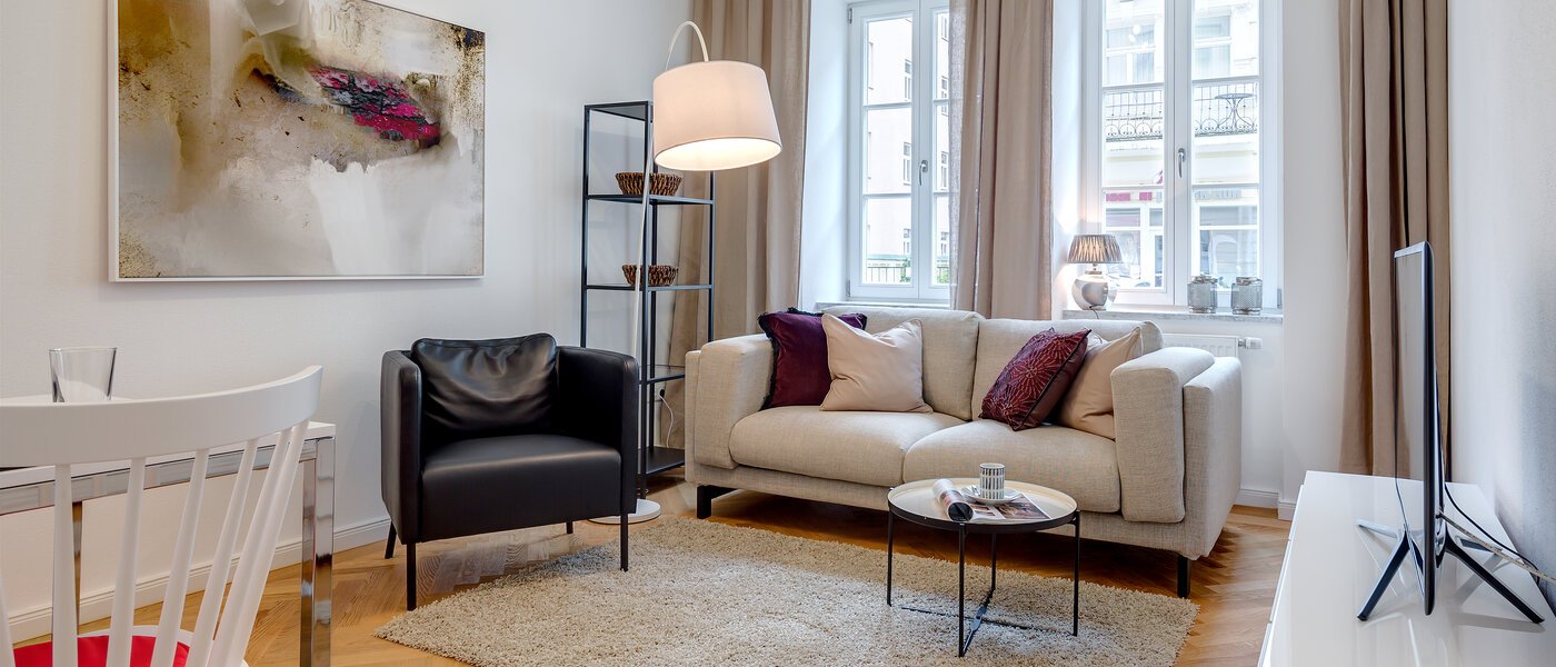 appartamento München Schwanthalerhöhe 01 soggiorno 10050