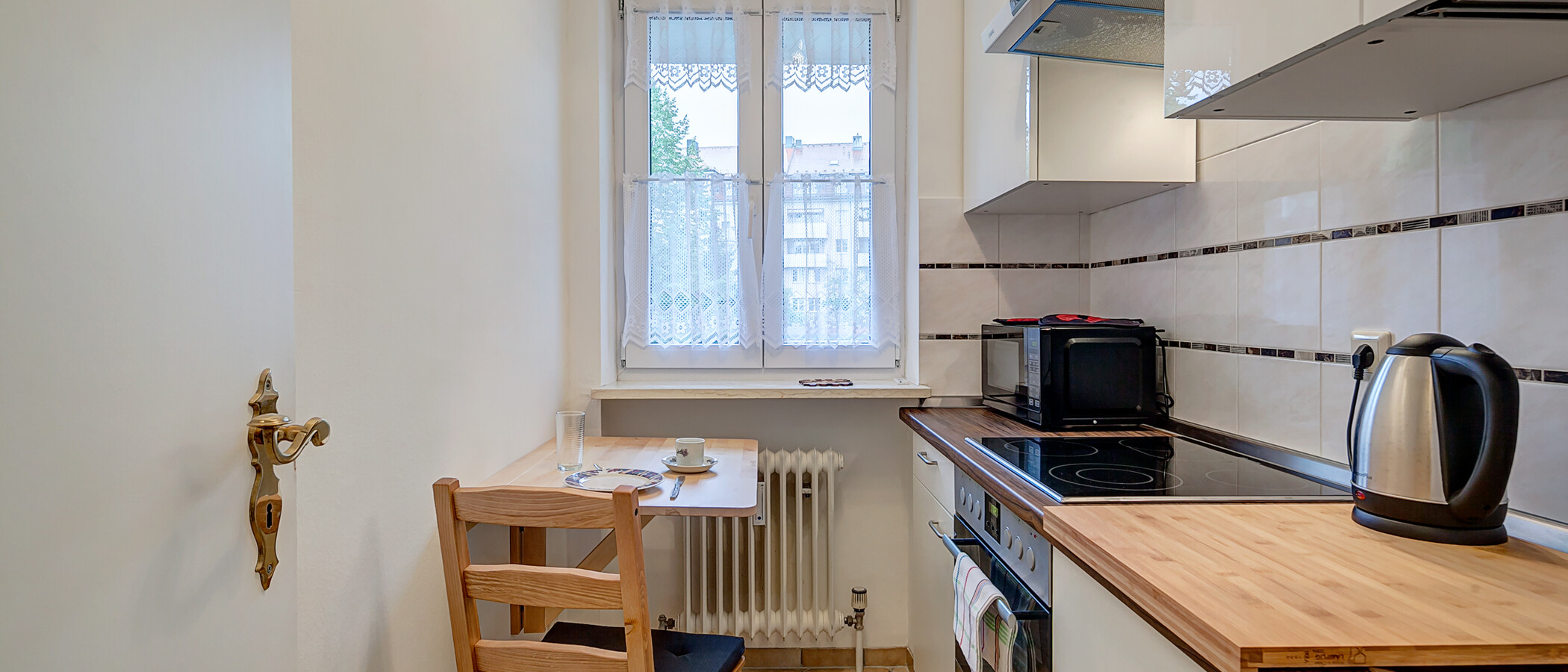 appartamento München Ludwigsvorstadt 02 cucina 10097