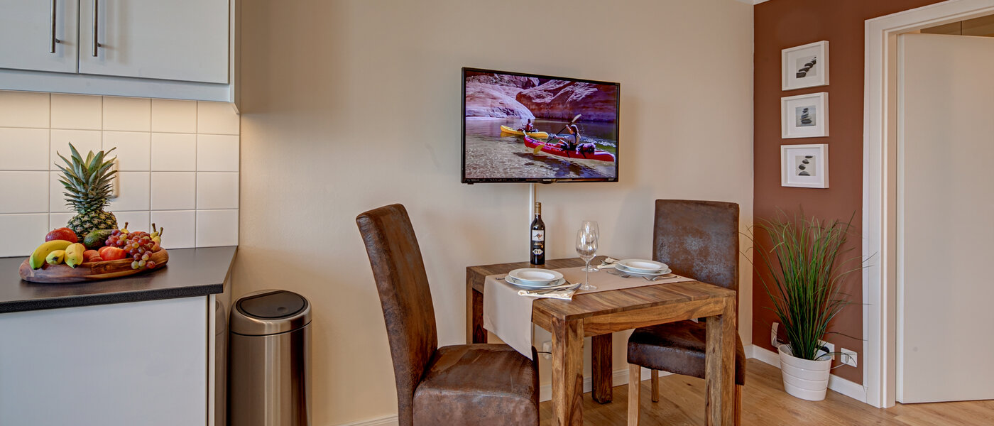 appartamento München Neuhausen 03 soggiorno 10177