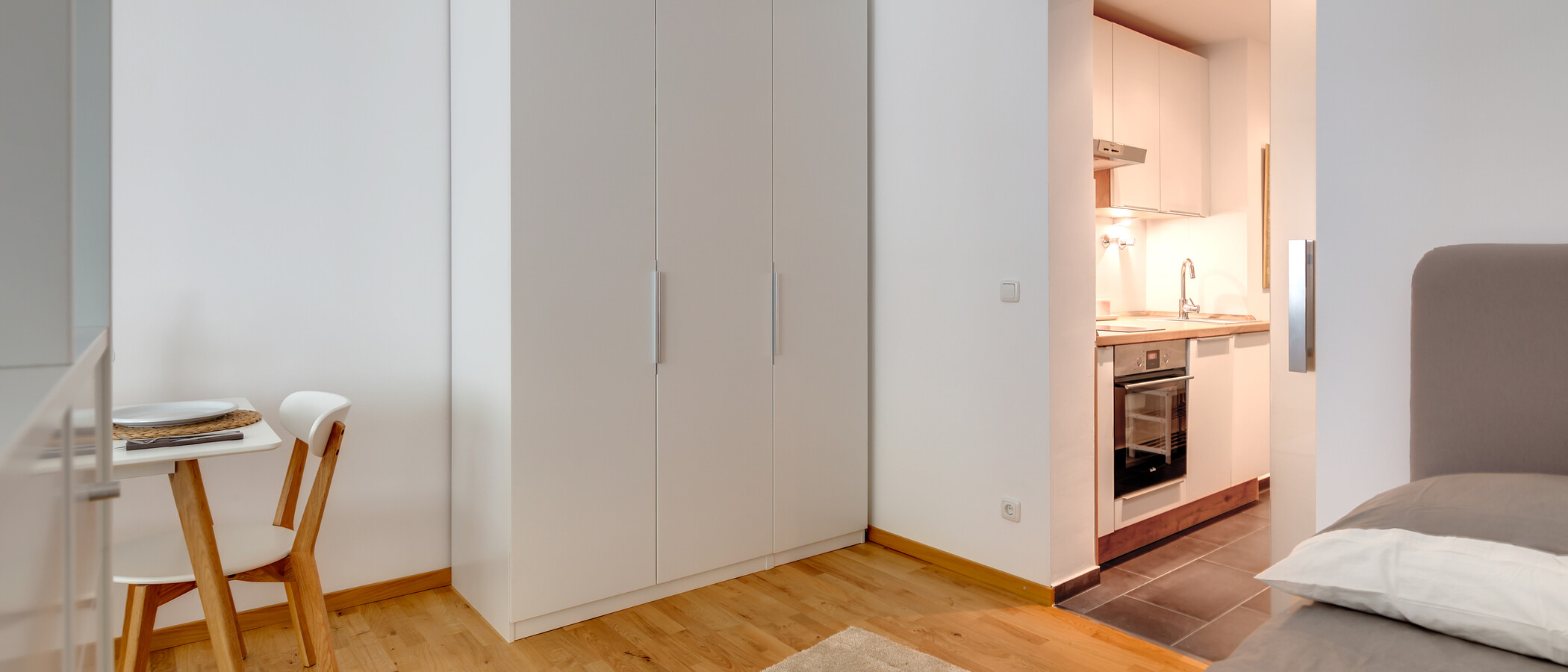 appartamento München Schwabing-West 03 soggiorno 10179