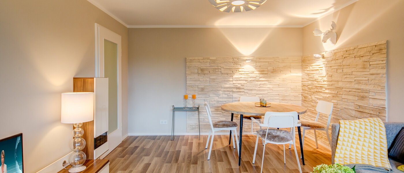 appartamento München Englschalking 03 soggiorno 10225