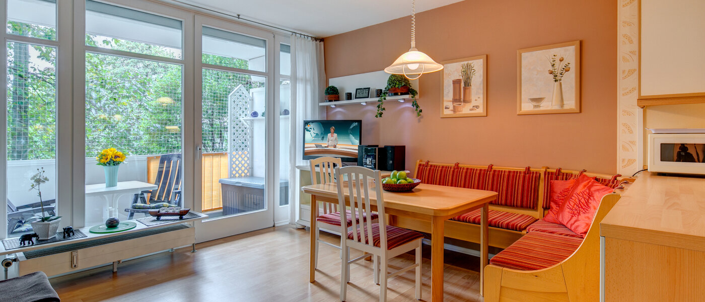 appartamento München Untergiesing 02 soggiorno 10228