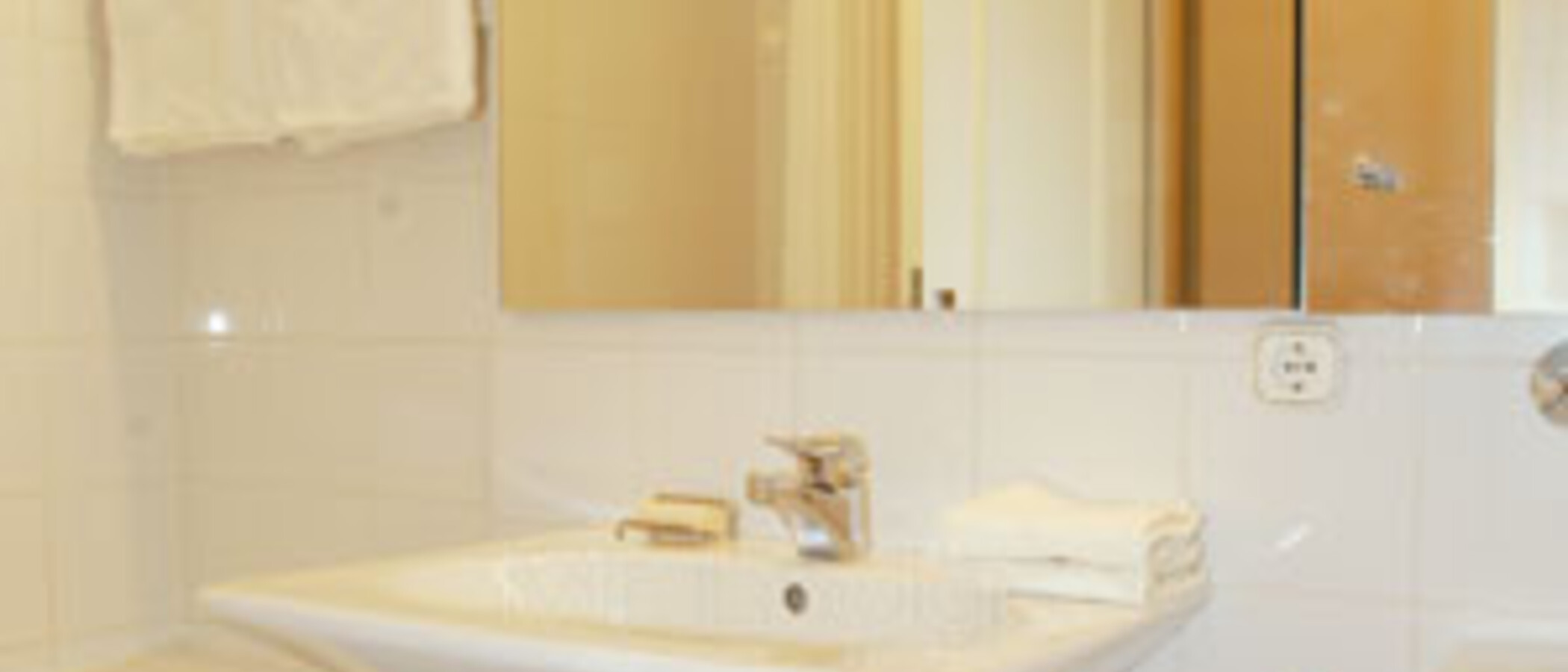 abitazione München Arabellapark 03 bagno 1023
