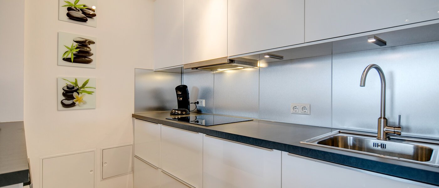 appartamento München Ludwigsvorstadt 02 cucina 10286