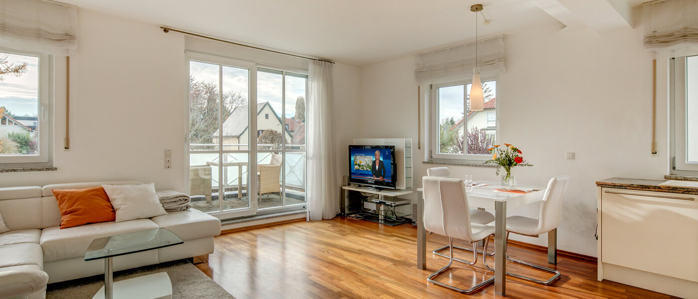 appartamento München Obermenzing 02 soggiorno 10294