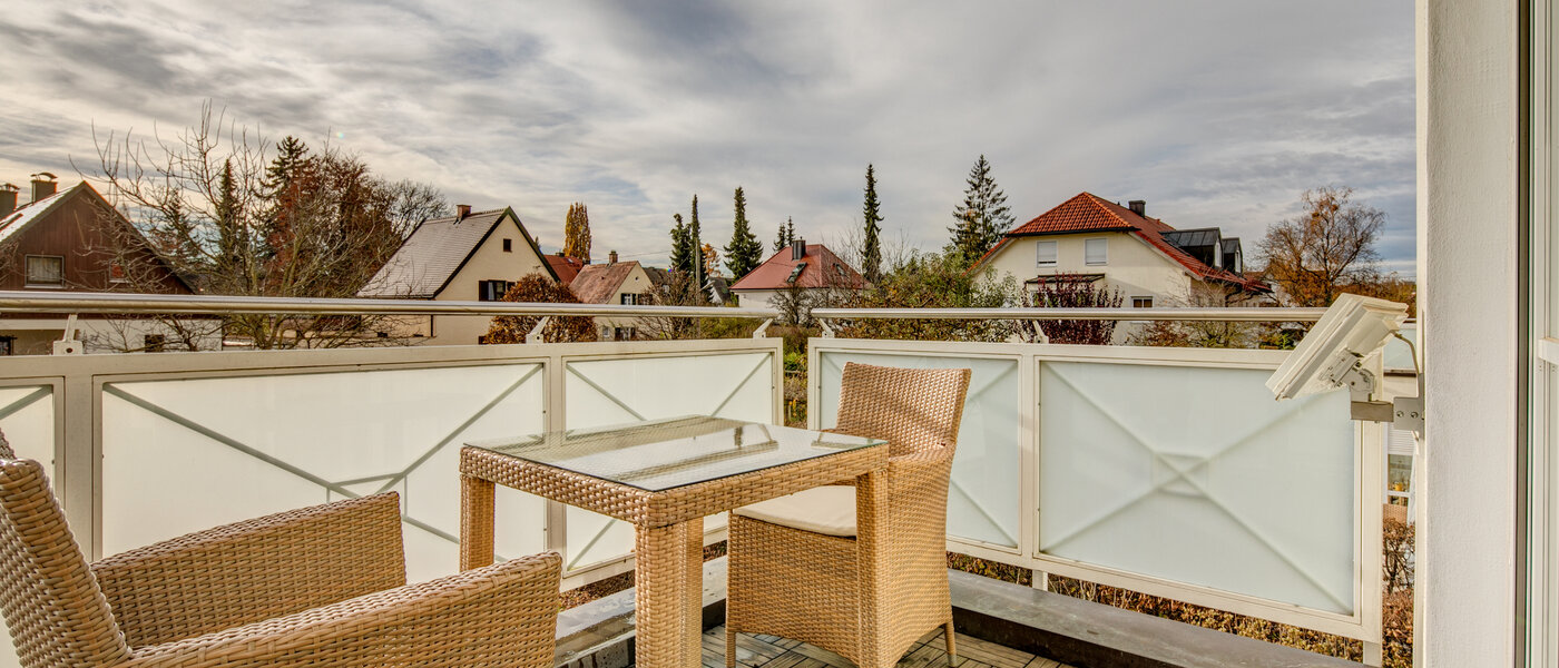 appartamento München Obermenzing 01 balcone 10294