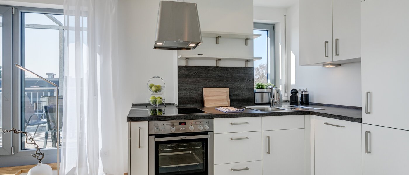 attico con terrazzo München Ramersdorf 01 cucina 10340