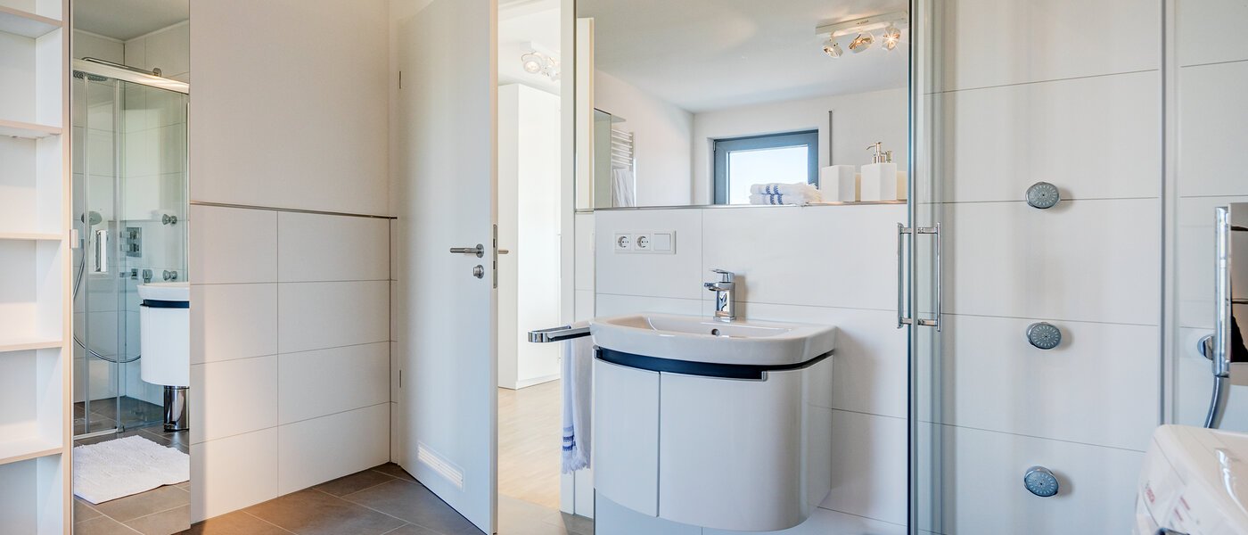 attico con terrazzo München Ramersdorf 04 bagno 10340