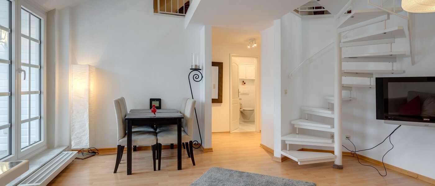 appartamento con galleria München Fasangarten 05 soggiorno 10367