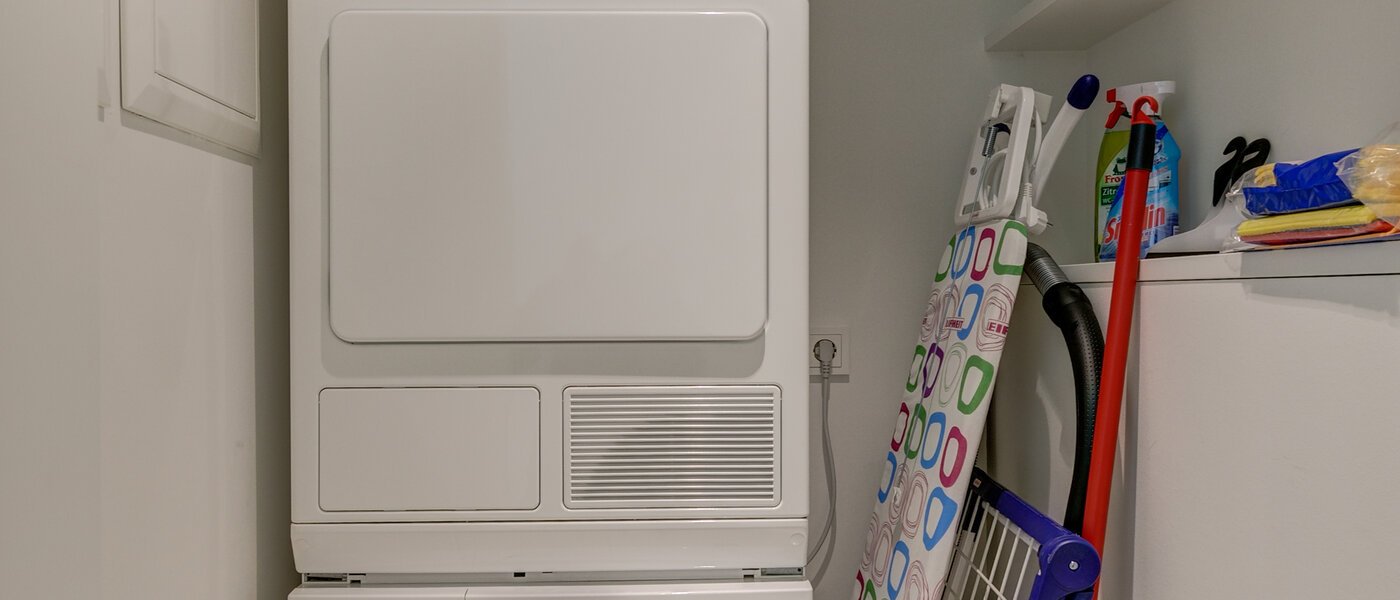 appartamento München Nymphenburg 01 ripostiglio 10451