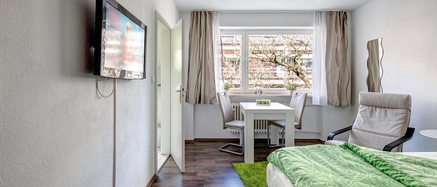 appartamento München Berg am Laim 03 soggiorno 10494