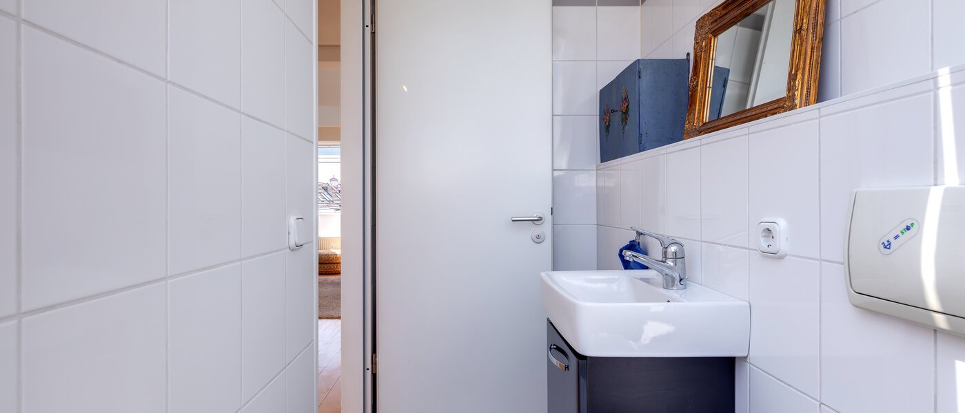 maisonette München Sendling 02 toilette per gli ospiti 10582