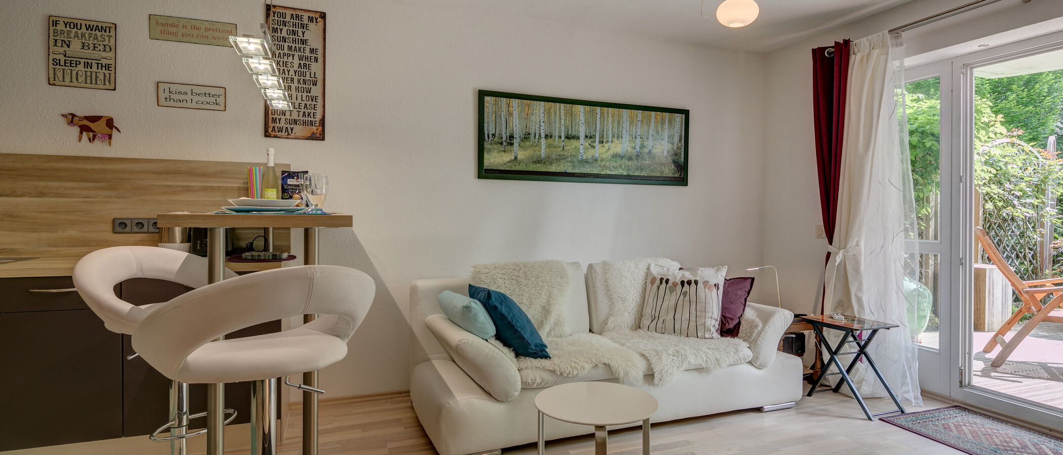 appartamento München Schwabing-Georgenschwaige 02 soggiorno 10584