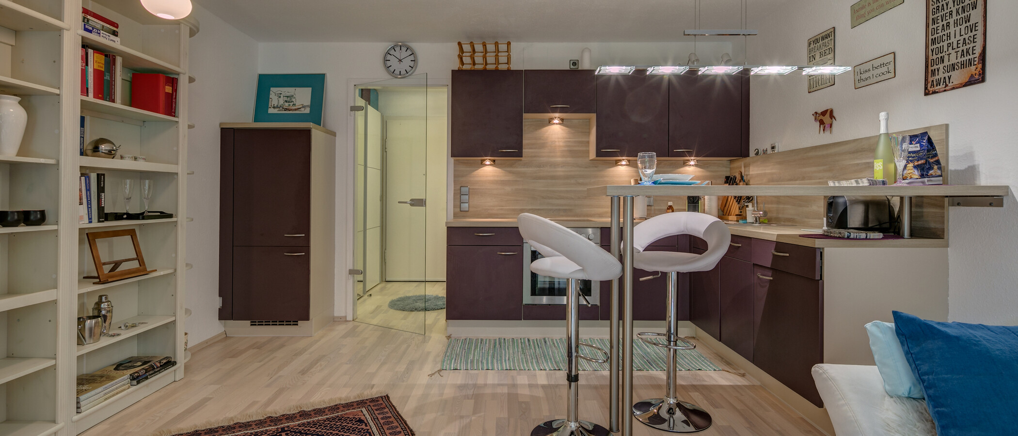 appartamento München Schwabing-Georgenschwaige 04 soggiorno 10584