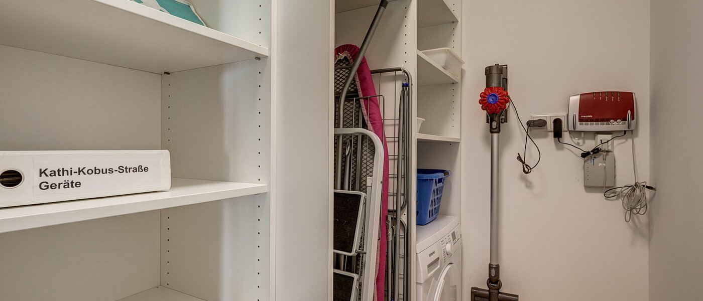 appartamento München Schwabing-West 02 ripostiglio 10645