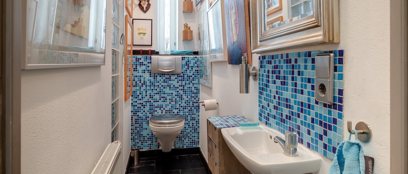 maisonette München Isarvorstadt 01 toilette per gli ospiti 10712