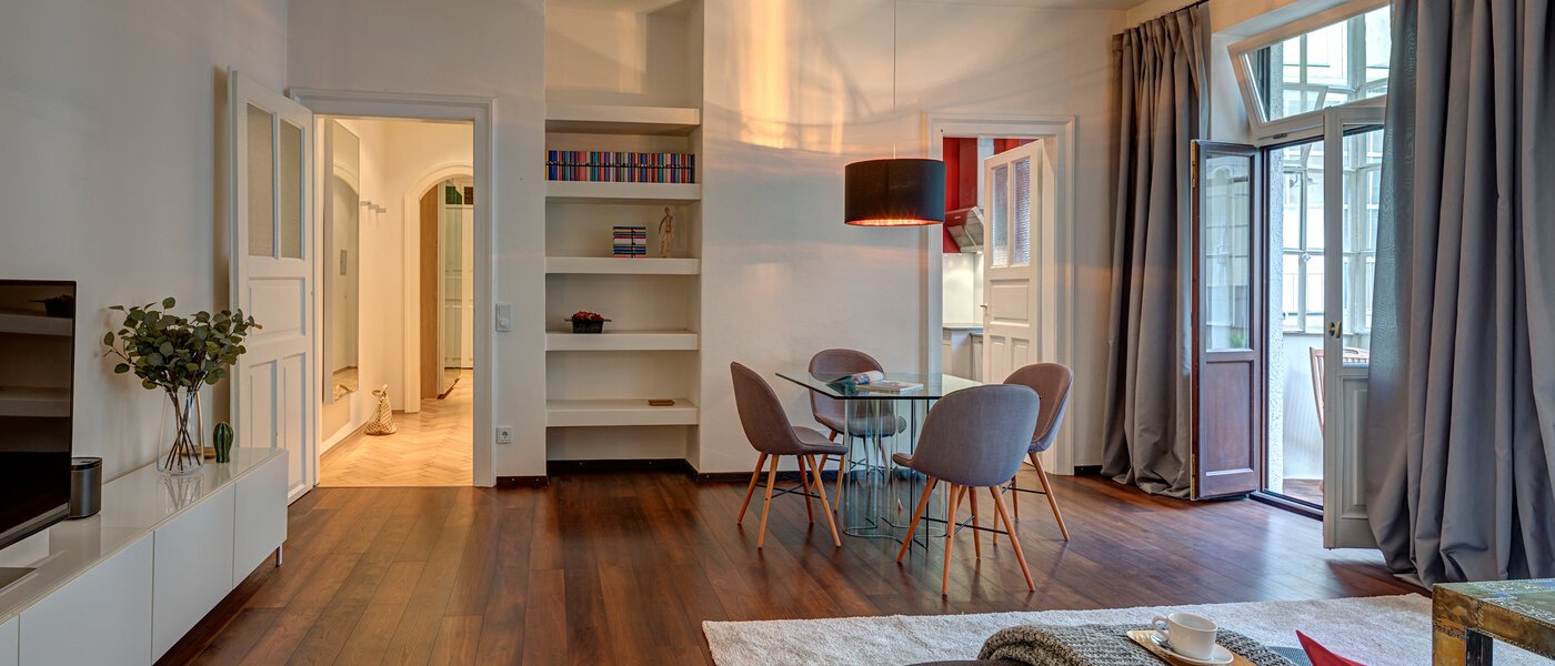 appartamento München Lehel 04 soggiorno 10748