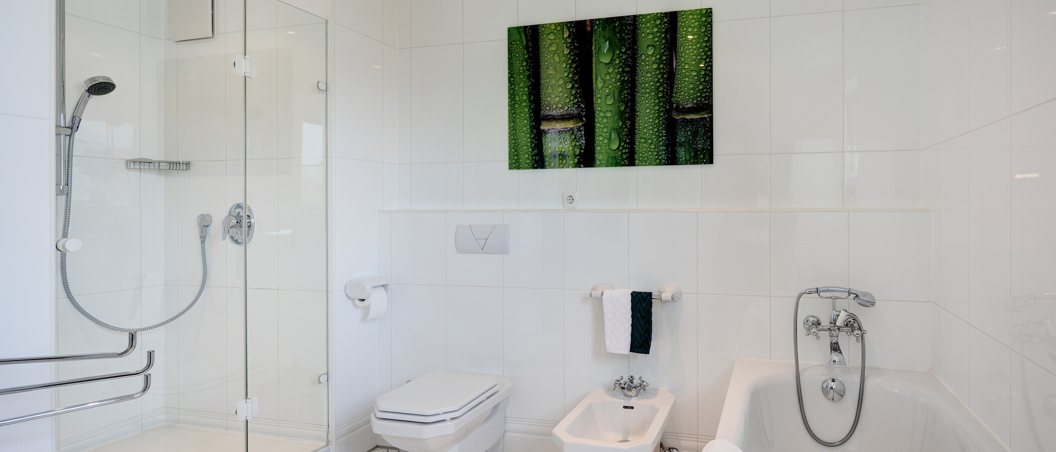 attico con terrazzo München Bogenhausen 01 bagno 10781