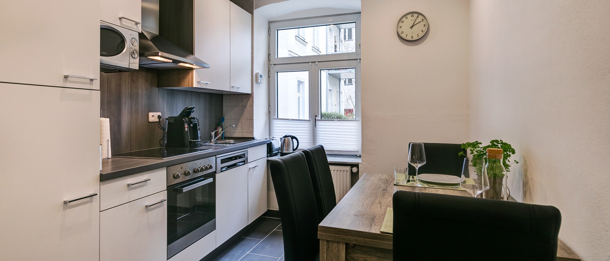 appartamento München Isarvorstadt 01 cucina 10829