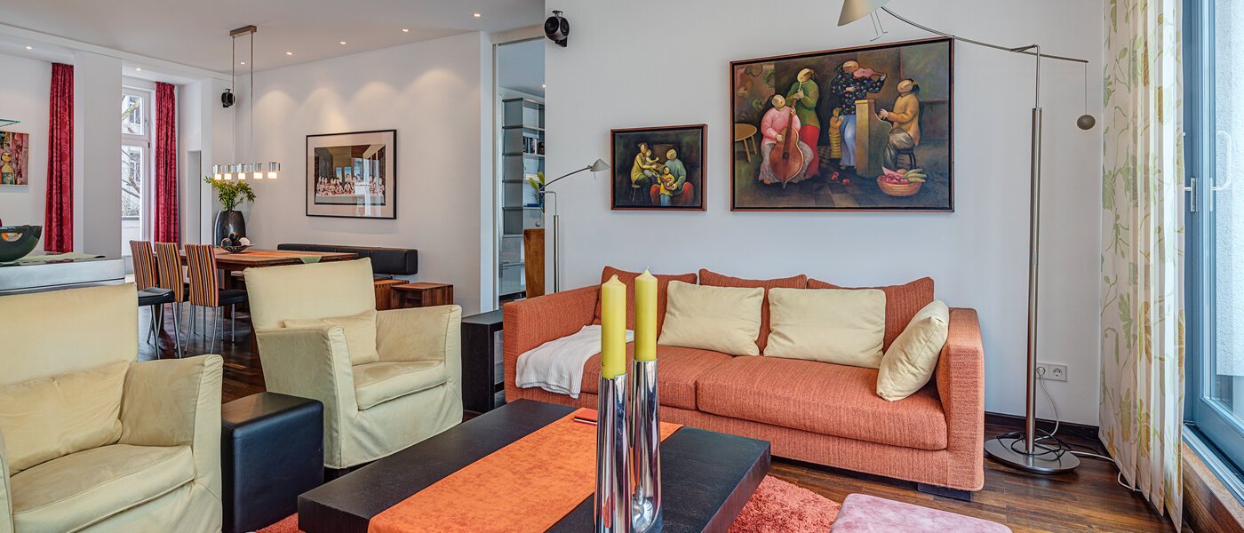 appartamento München Bogenhausen 03 soggiorno 10830