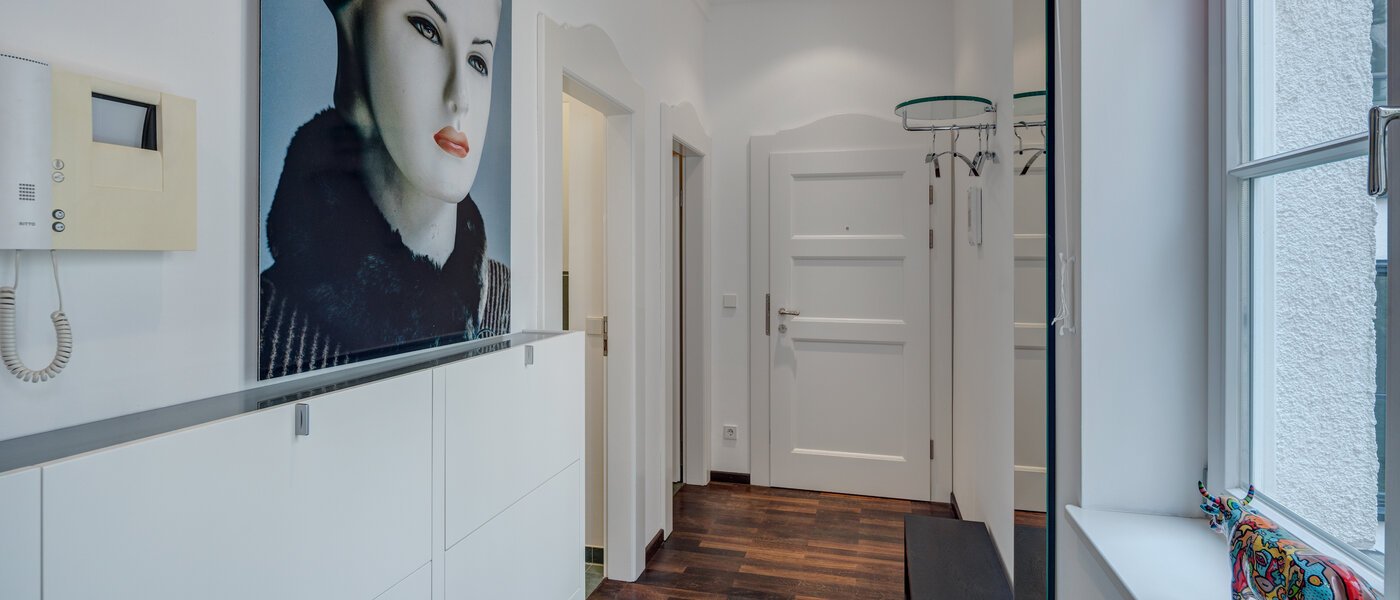 appartamento München Bogenhausen 03 ingresso/corridioio 10830