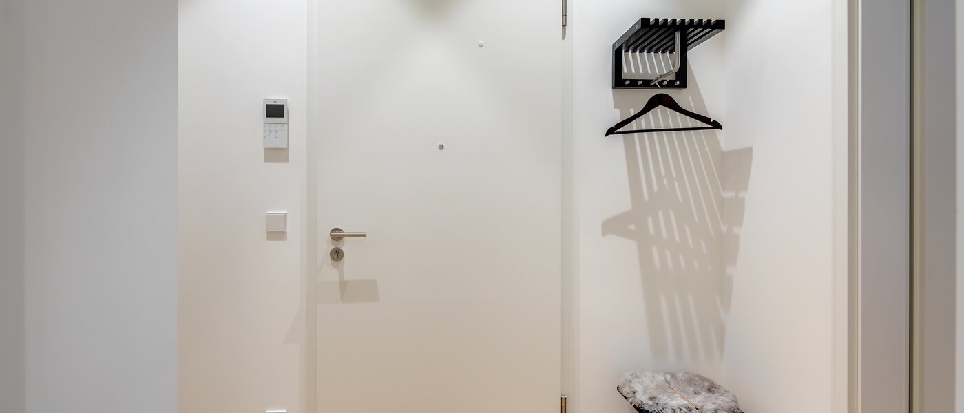 appartamento München Maxvorstadt - Rund um den Josephplatz 02 ingresso/corridioio 10848