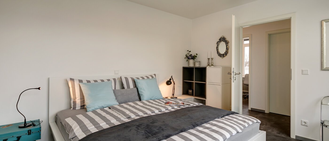 appartamento München Neuhausen 03 camera da letto 10865