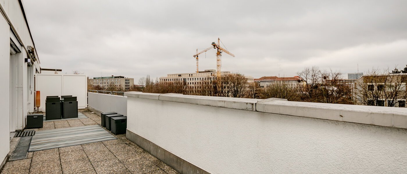 appartamento München Neuhausen 04 terrazza sul tetto 10865