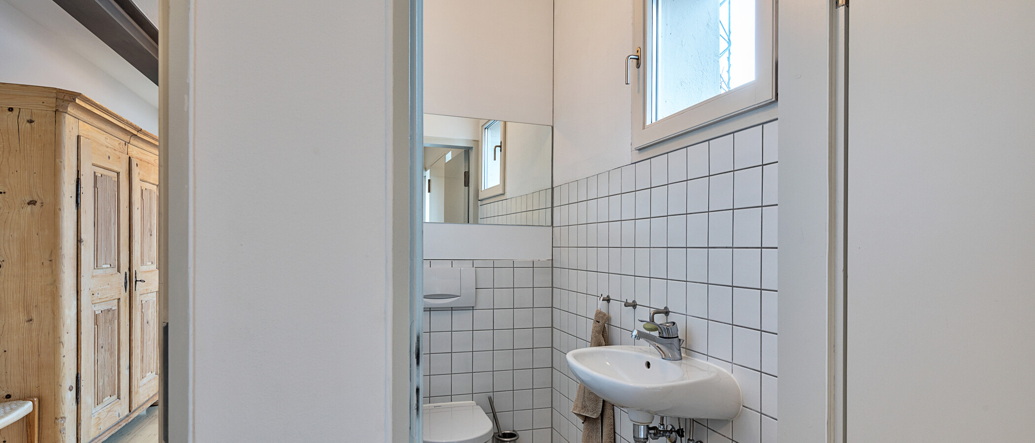 casa Grünwald 01 toilette per gli ospiti 10891