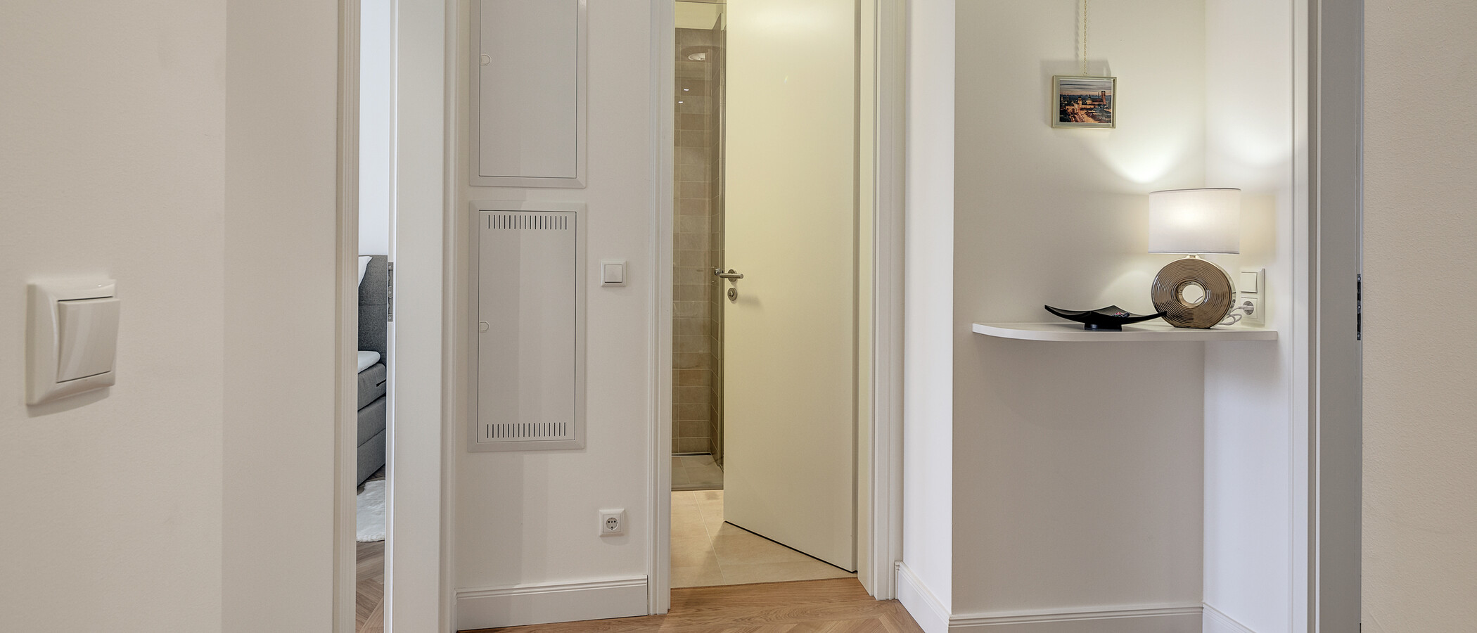 appartamento München Maxvorstadt - Rund um den Josephsplatz 02 ingresso/corridioio 10909