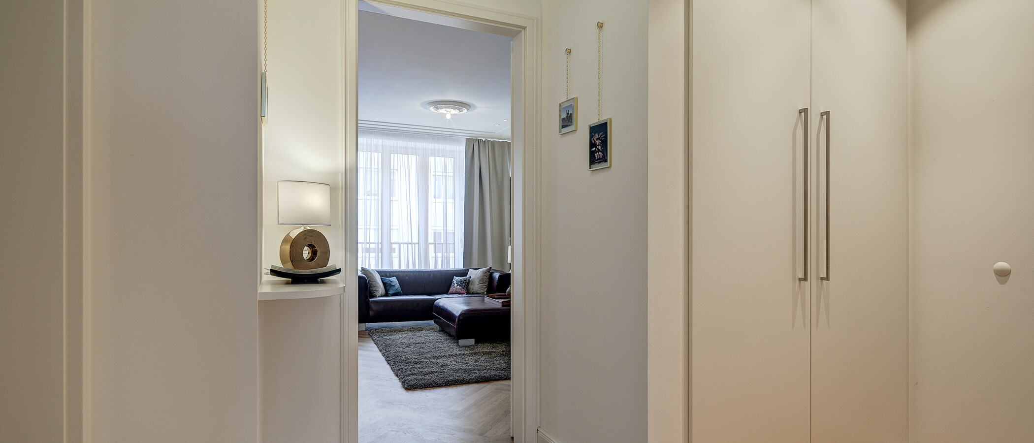 appartamento München Maxvorstadt - Rund um den Josephsplatz 04 ingresso/corridioio 10909
