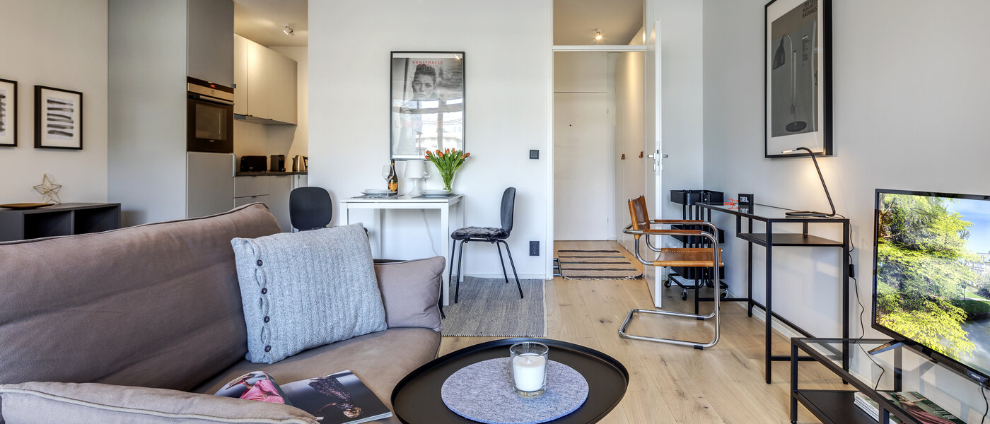 appartamento München Obermenzing 03 soggiorno 10924